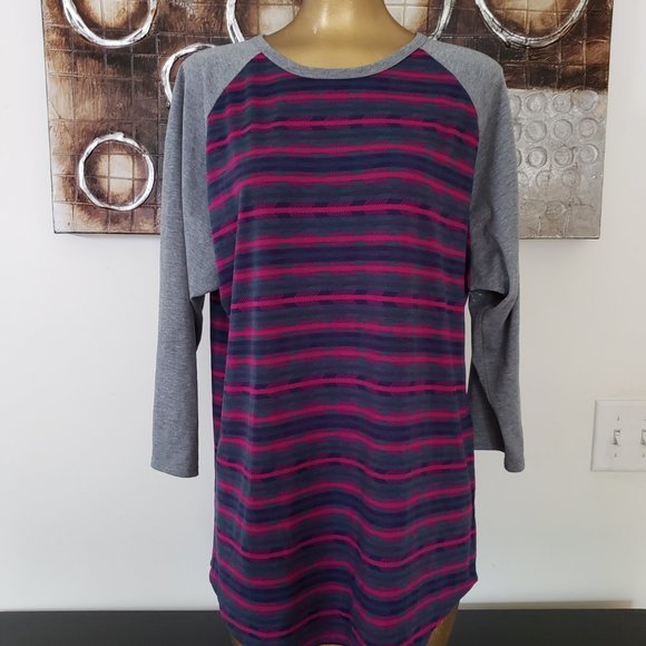 LulaRoe 3/4 Sleeve T Shirt Size 2XL - Picture 4 of 10